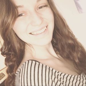 Meet your Posher, Cecillia